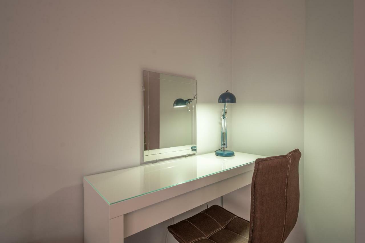 5Th Avenue Sofia Two Bedroom, Two Bathroom, Positano Street Suite By Flat Mаnager Exteriör bild