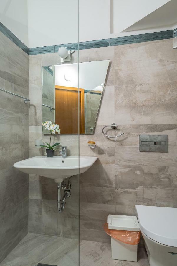 5Th Avenue Sofia Two Bedroom, Two Bathroom, Positano Street Suite By Flat Mаnager Exteriör bild